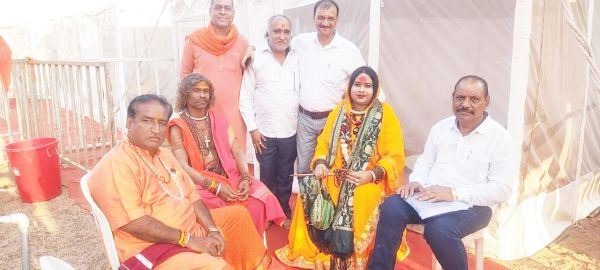 राजिम कुंभ कल्प में पहुंची किन्नर अखाड़े की महामंडलेश्वर सौम्या सखी