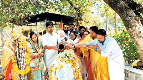 विधायक अंबिका ने की भीमा कोटेश्वर महादेव में विशेष पूजा-अर्चना
