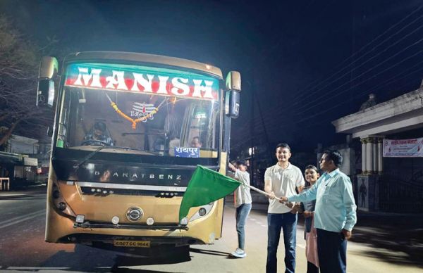 सिरहा गुनिया बैगाओं को आयुर्वेदिक प्रशिक्षण, झंडी दिखा हरिद्वार रवाना