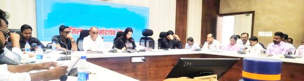 स्वीकृत और अपूर्ण आवासों के निर्माण कार्य को शीघ्र करें पूर्ण