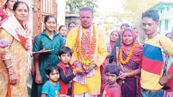आत्माराम नेताम बने देवपुर सरपंच, विजयी जुलूस निकला