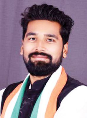 युवाओं के लिए कोई विजन नहीं दिख रहा-हिमांशु