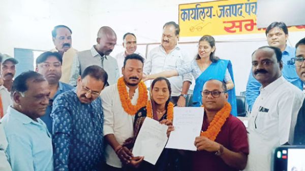 लखनपुर से शशिकला, लुण्ड्रा से कृष्णा, बतौली से अनिता व सीतापुर से स्नेहलता बनीं अध्यक्ष