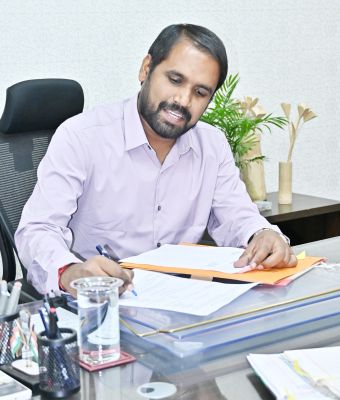 जिले में कलेक्टर अबिनाश मिश्रा ने संभाला पदभार 