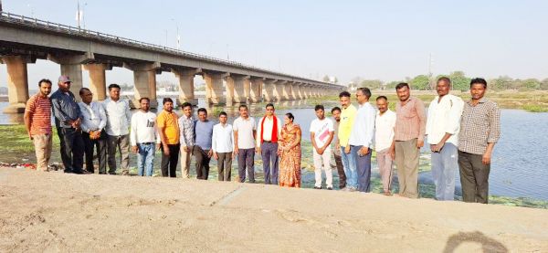 शपथ ग्रहण से पहले नगर की समस्या  को जानने निकले नपं अध्यक्ष