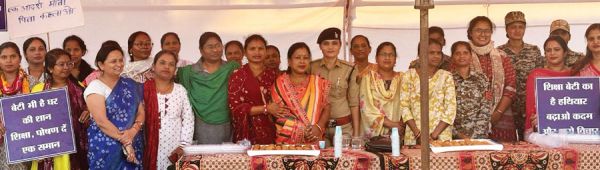 अंतरराष्ट्रीय महिला दिवस पर जागरूकता रैली