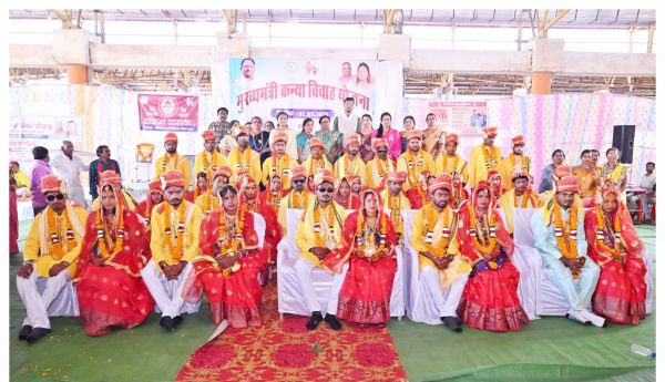 कुरूद, मगरलोड में 44 जोड़े परिणय सूत्र में बंधे