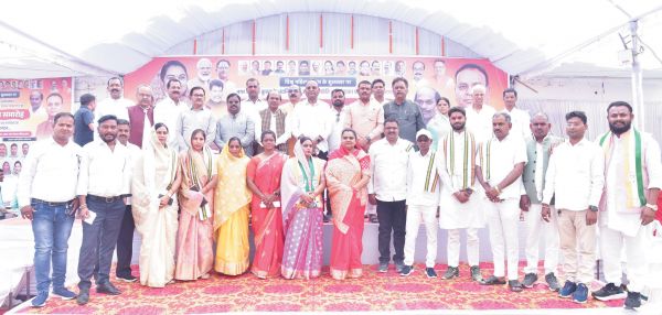 विकृत शहरीकरण को रोकने परिषद उदार भाव से काम करें-अजय चंद्राकर