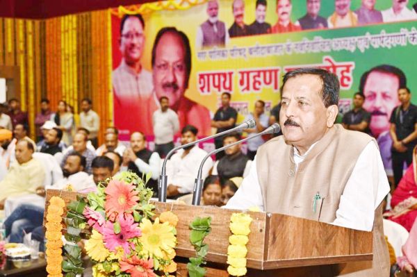 अशोक जैन ने ली तीसरी बार नगर पालिका अध्यक्ष पद की शपथ