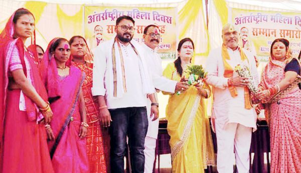 नारी शक्ति ही राष्ट्र की शक्ति- ललित चंद्राकर
