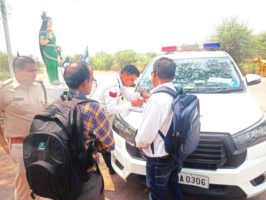 यातायात नियमों का पालन नहीं, सरकारी कर्मियों के 20 प्रकरणों पर जुर्माना