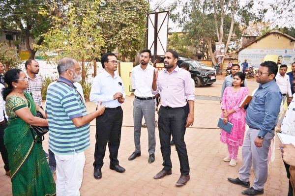 सेन्हाभाठा की पानी टंकी में लीकेज, पानी की सप्लाई नहीं हो रही, कलेक्टर ने जताई नाराजगी