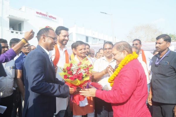 नवगठित जिपं के नवनिर्वाचित  जनप्रतिनिधियों का प्रथम सम्मेलन