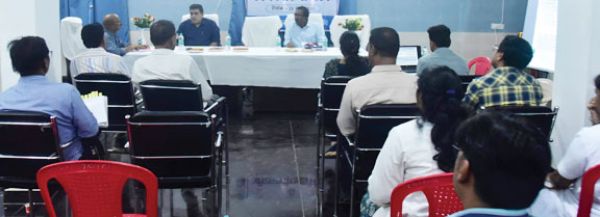 स्वास्थ्य सुविधाओं को दुरुस्त रखने निर्देश