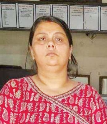 10 वर्ष से फरार महिला पकड़ाई, ह्यूमन ट्रेफिकिंग करती थी