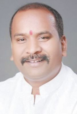 पंचायत सचिवों की मांग जायज, सरकार वादाखिलाफी कर रही है - गुलाब कमरो