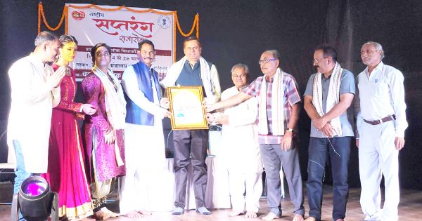 राष्ट्रीय व अंतरराष्ट्रीय कलाकारों ने दी प्रस्तुति