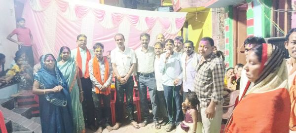 प्रतिभावान छात्र-छात्राओं, बुजुर्गों व युवाओं का सम्मान