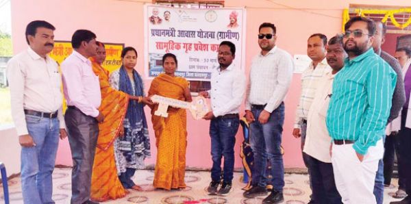 चैत्र नवरात्र के पहले दिन जपं रामचंद्रपुर में 2529 घरों में गृहप्रवेश