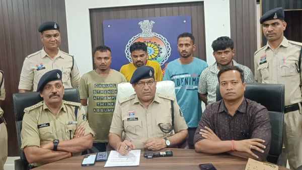 पुरानी रंजिश पर हत्या, गैंगस्टर तपन सरकार के भांजे समेत 4 आरोपी गिरफ्तार, एक फरार