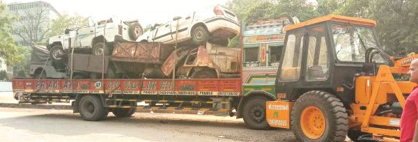 कबाड़ बेचने की तैयारी, टेंंडर से या किलो के भाव पुष्टि नहीं