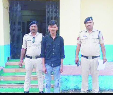 बोलेरो चोरी, आरोपी गिरफ्तार