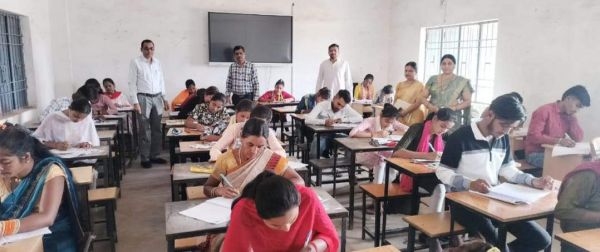 ओपन स्कूल और लोकल परीक्षा के केंद्रों का निरीक्षण