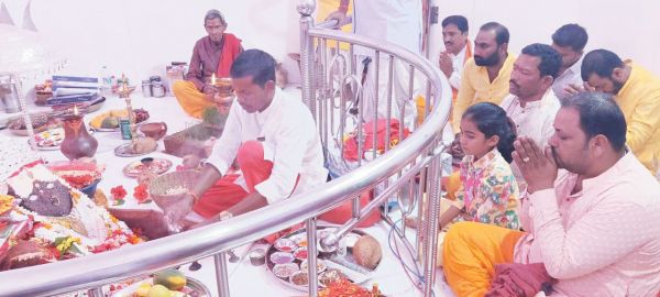 सिहावा शीतला शक्ति पीठ में उमड़े भक्त