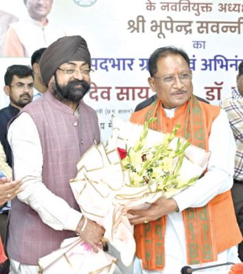 क्रेडा अध्यक्ष सवन्नी के पदभार ग्रहण में शामिल हुए सीएम