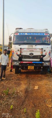 रेत का अवैध परिवहन-भंडारण, 2 हाईवा और एक ट्रैक्टर जब्त