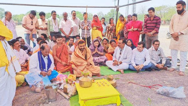 गौमाता की प्रतिष्ठा के लिए 108 कुंडीय महायज्ञ व श्री विष्णु महापुराण कथा का आयोजन