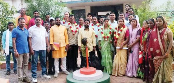 लुण्ड्रा सरपंच संघ का चुनाव, मंगल कोरवा बने अध्यक्ष