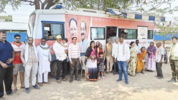 गौरीनगर वार्ड में मोबाइल  मेडिकल यूनिट सेवा शुरू