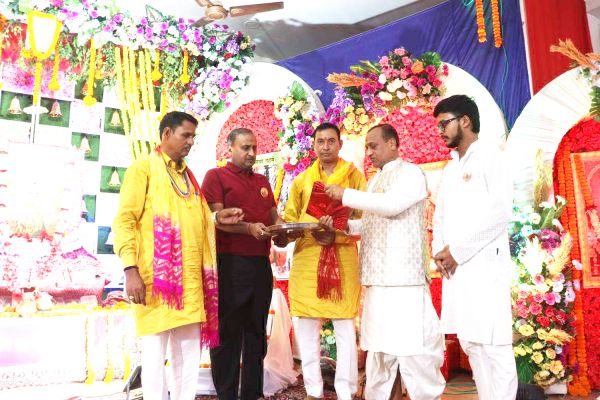 दहमी माताजी मंगलपाठ  पोथी का विमोचन