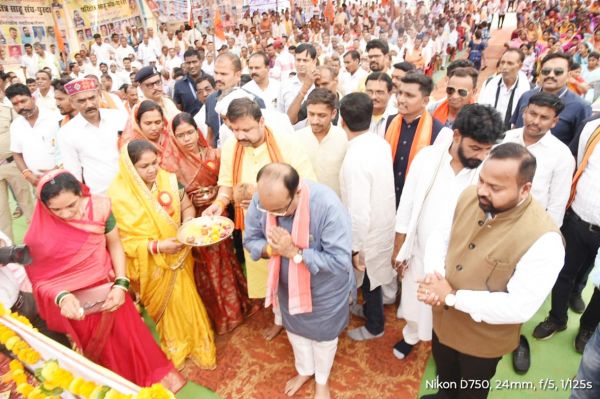 कर्मा जयंती महोत्सव-सम्मान समारोह  में शामिल हुए डिप्टी सीएम साव