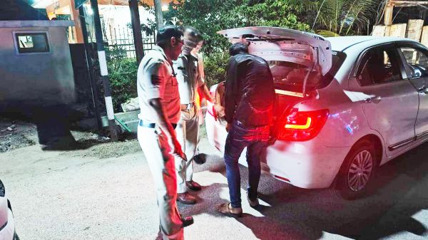 वाहन चेकिंग, 107 प्रकरणों पर 52 हजार जुर्माना
