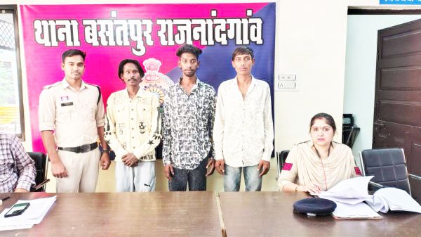  मोबाइल छीनकर भागने  वाला आरोपी पकड़ाया