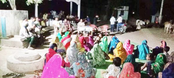पुलिस ने सुनी ग्रामीणों की समस्याएं