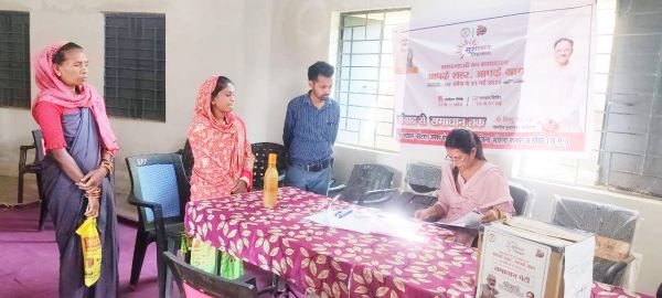 पीएम आवस योजना के आवेदनों पर त्वरित कार्रवाई करें