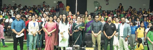 10 लाख किशोरियों को सशक्त बनाने के लक्ष्य की ओर एक कदम