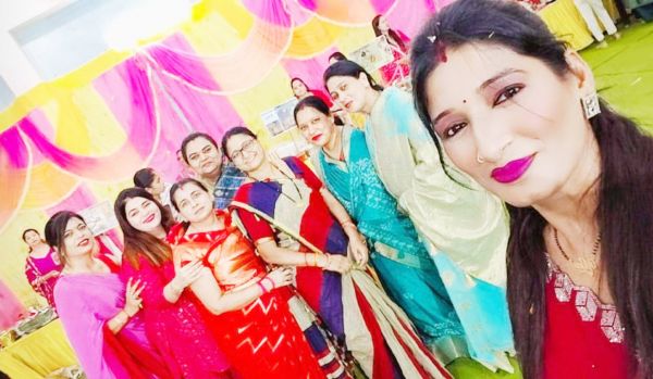 सिन्धी समाज के आनंद मेला में बिखरी स्वादिष्ट व्यंजनों की खुश्बू