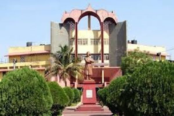 विश्वविद्यालयों में साल में 2 बार एडमिशन, यूजीसी की अधिसूचना