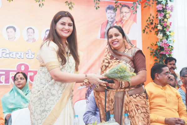 पंडरिया विधायक ने नपं इंदौरी में किया अटल परिसर का लोकार्पण