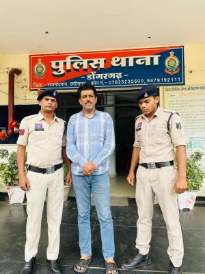 फार्म हाउस में शराब डंप मामले में एक और आरोपी दिल्ली से बंदी