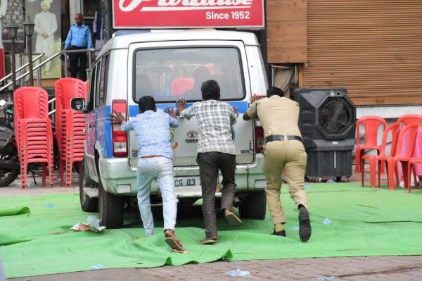 पुलिस की तेजी...