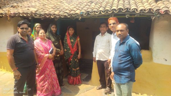 गांव चलो-घर चलो अभियान में जुटे भाजपा नेता
