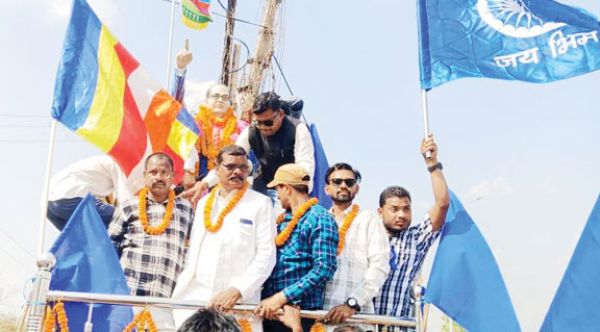 अंबेडकर जयंती पर निकाली रैली