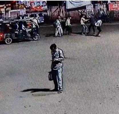 स्टेशन परिसर में चाकूबाजी  एक घायल, हमलावर फरार