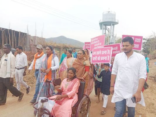 नवागांव में हुआ जल यात्रा, पद्मश्री  फुलबासन समापन में शामिल हुई
