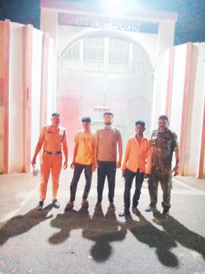 आरक्षक से मारपीट, फरार आरोपी दुर्ग से पकड़ाए